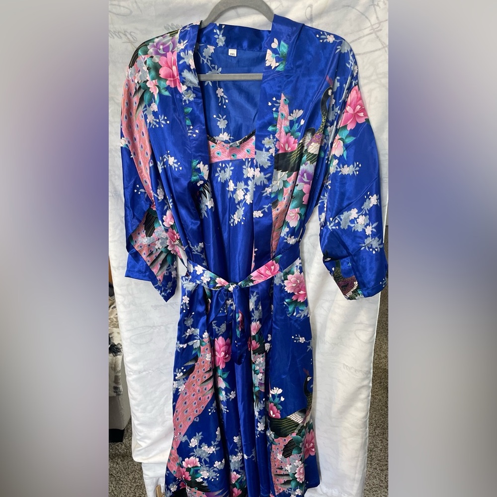 Floral Blue Kimono Robe and nightgown set size XXL
